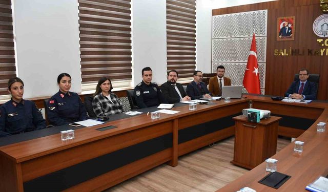 Salihli'de kadına yönelik şiddete karşı kritik zirve