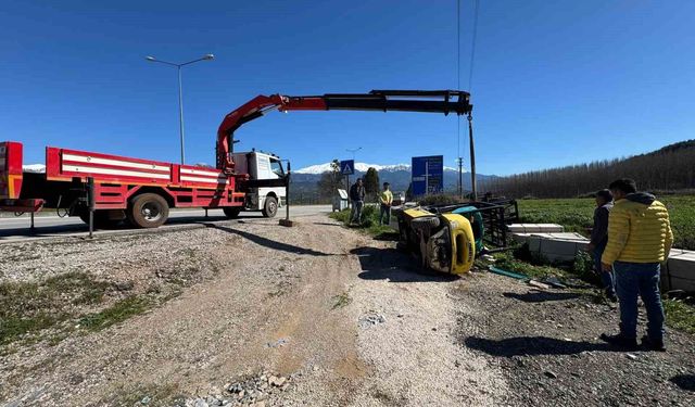 Seydikemer'de forklift devrildi: 1 yaralı