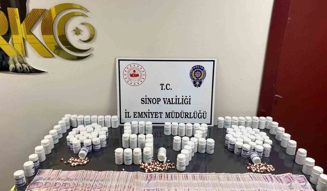 Sinop'ta 6 bin 245 uyuşturucu hap ele geçirildi: 2 tutuklama