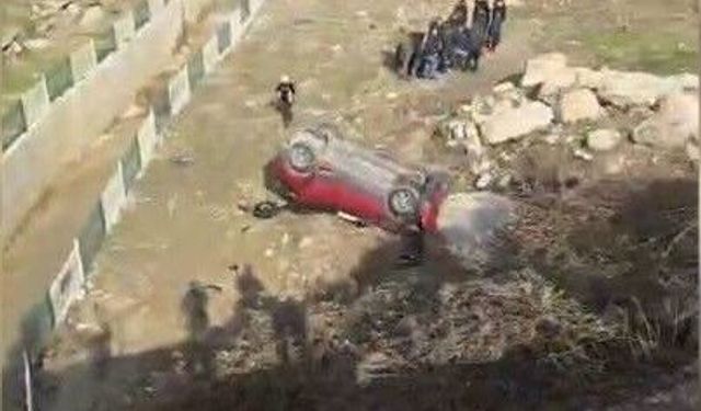 Şırnak'ta kontrolden çıkan otomobil şarampole uçtu: 1 yaralı