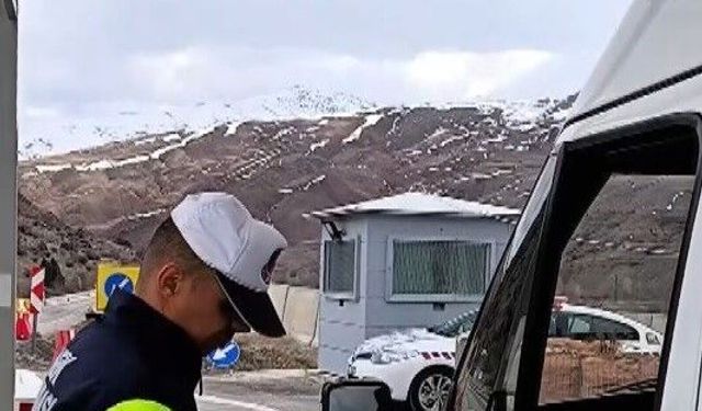 Trafik jandarmasından sivil denetim uygulaması