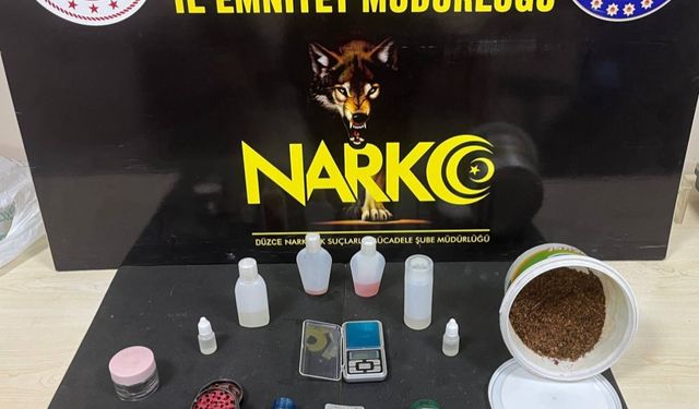 Yoğurt kovasından çıkan şok etti