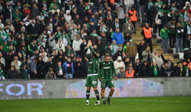 Bursaspor, Adanaspor'u 6-0 mağlup etti