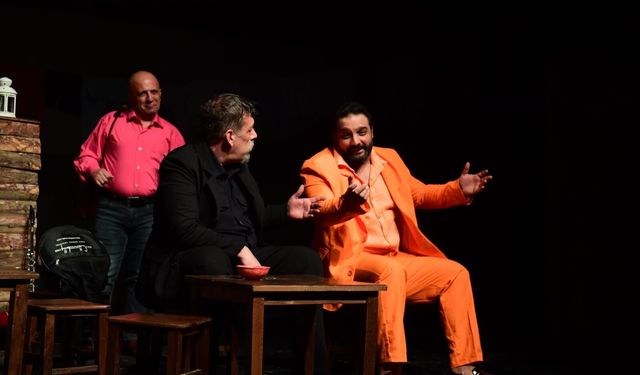 ‘Deli Ayten’ Müzikali yüreklere işledi