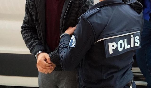 Jandarma Karacabey’de 3 adrese operasyon düzenledi