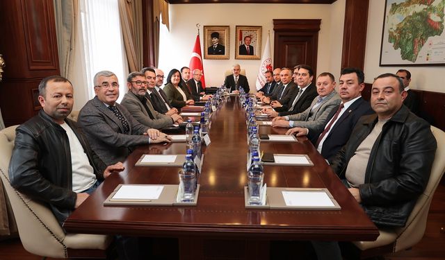 Nihat Yeşiltaş’tan Vali Ayyıldız’a “tarafsızlık ihlali” eleştirisi