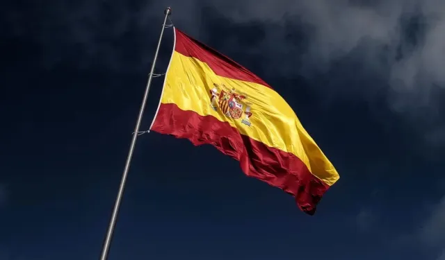 Yaya köprüsü çöktü: 3 kişi hayatını kaybetti