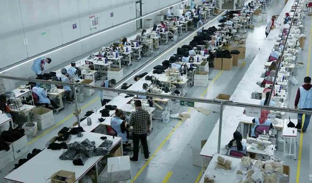Dev tekstil fabrikası kapandı, binlerce kişi etkilendi