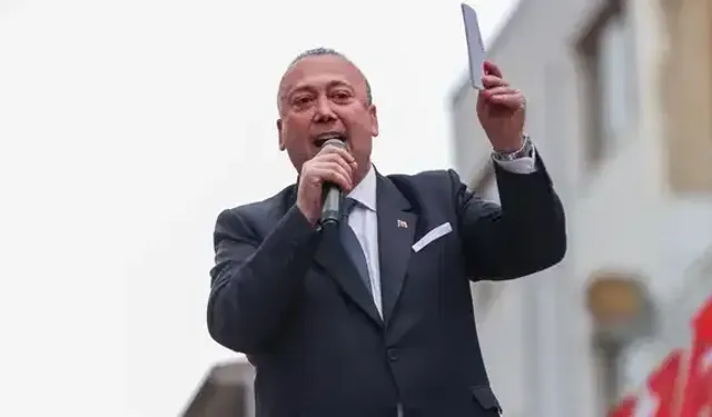 Özkan Yalım görevinden uzaklaştırıldı