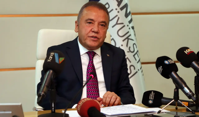 Muhittin Böcek’in özel kalem personeli gözaltına alındı