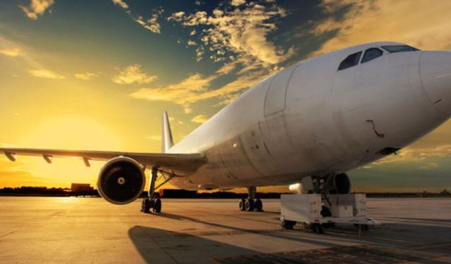 Milyonlarca Yolcu Seyahatini İptal