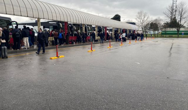 Bursa'da bayram tatili dönüş yoğunluğu başladı