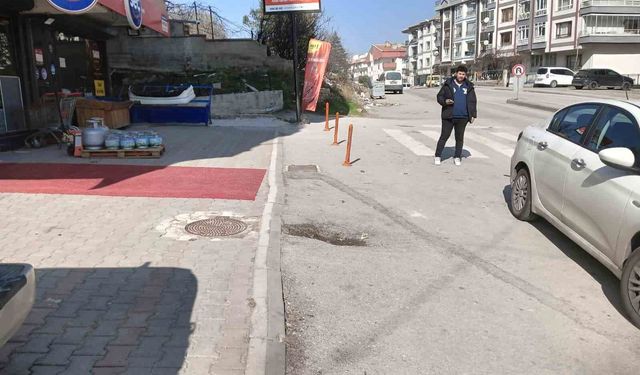 Ankara'da husumetlisini öldüresiye darp eden 3 saldırgan kameraya yansıdı