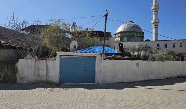 Aydın'da sevgilisi tarafından bıçaklanan kadın hayatını kaybetti