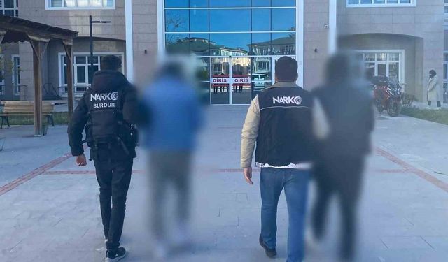 Burdur'da uyuşturucu operasyonları: 5 tutuklama