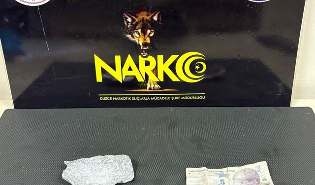 Düzce'de 2 zehir tacirine polis operasyonu