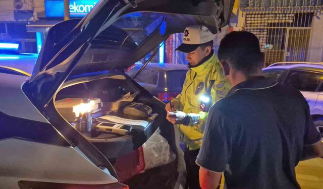 Eskişehir'de polis ekiplerince 328 şahıs ve 142 araç sorgulandı