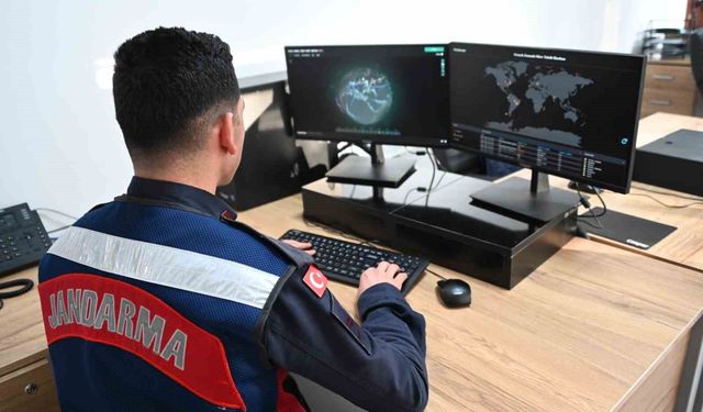 Gaziantep'te 2 milyar TL'lik siber dolandırıcılık operasyonunda 16 kişi tutuklandı