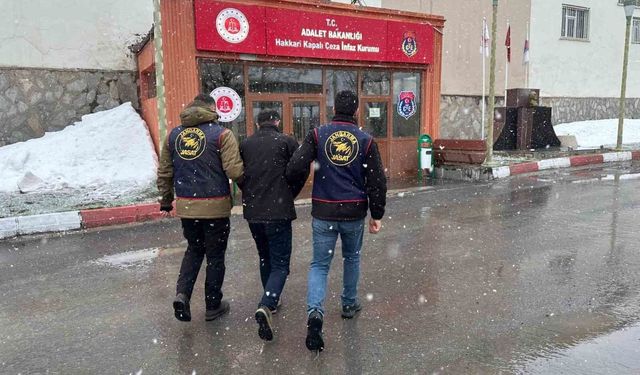 Jandarmanın ikna ettiği şahıs Irak'tan gelerek teslim oldu