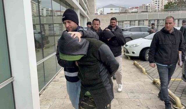 'Kahraman kurye' araç kundaklamaktan gözaltına alındı