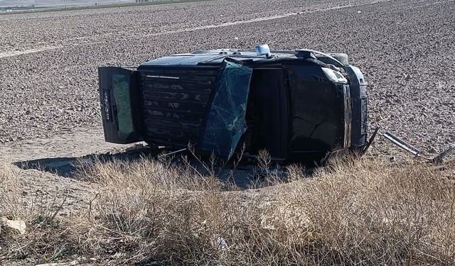 Karapınar'da kamyonet devrildi: 4 yaralı