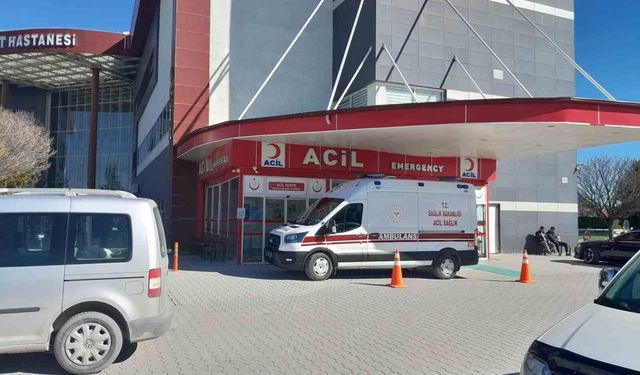 Karapınar'da motosikletin çarptığı yaya yaralandı