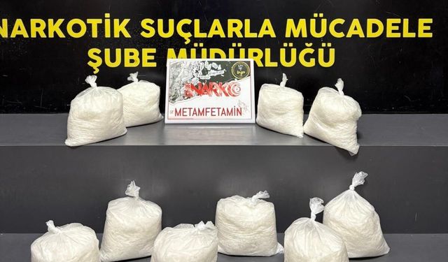 Kargo gönderisinde 9 kilonun üzerinde uyuşturucu ele geçirildi