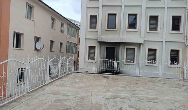 Kars Belediyesi elektriksiz kaldı
