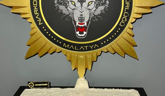 Malatya'da yolcu otobüsünde 11 kilo 400 gram metamfetamin ele geçirildi