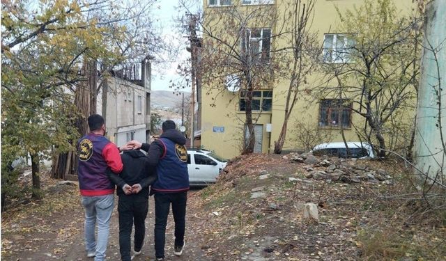 Muş'ta hapis cezası bulunan şahıs kovalamaca sonucu yakalandı