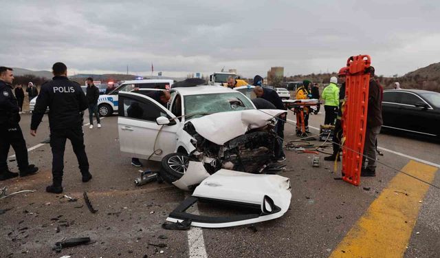 Nevşehir'de zincirleme trafik kazası: 2 ölü, 7 yaralı