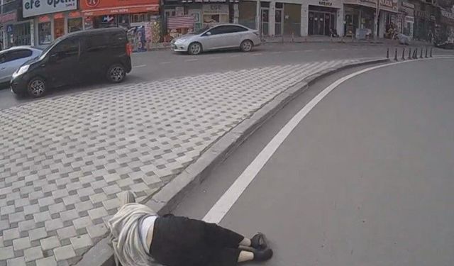 Otobüsün çarptığı genç kadının öldüğü kaza güvenlik kamerasında