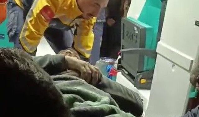 Şantiyede işçi, eleme makinesinde sıkıştı