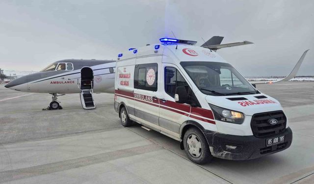 Van'da 3 aylık bebek uçak ambulansla Konya'ya sevk edildi