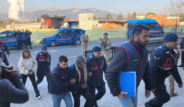 Yangında ölen çift ile ilgili kundaklama iddiası: Torunu ve 5 kişi adliyeye sevk edildi