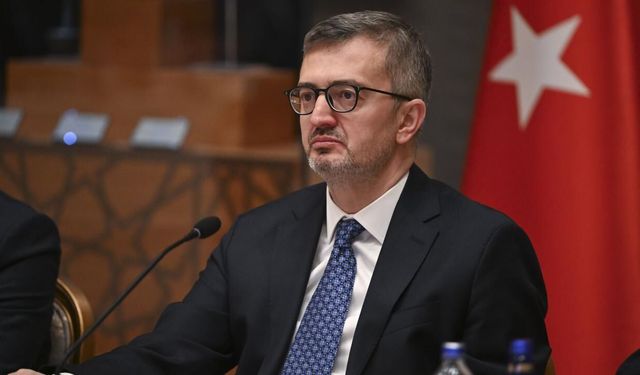 Burhanettin Duran: Gazetecilerin hedef alınmaları asla kabul edilemez