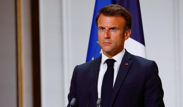 Macron, Fransa'nın nükleer cephaneliğini büyüteceğini açıkladı