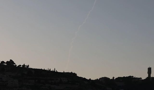 Kudüs semalarında patlama sesleri