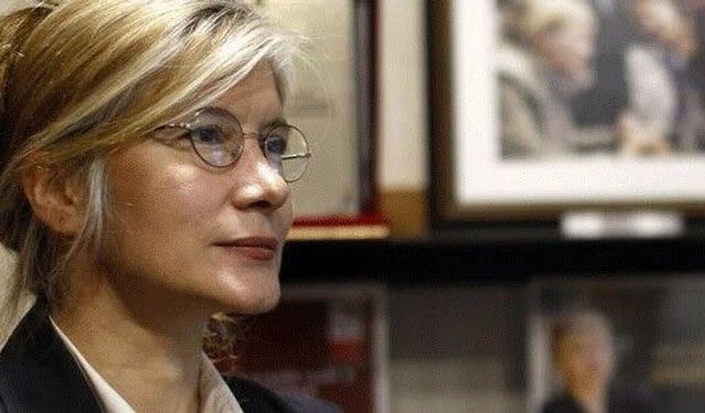 Emine Ülker Tarhan CHP'ye döndü