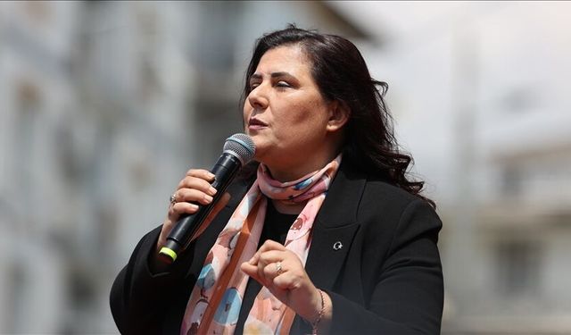 Özlem Çerçioğlu, Özgür Özel'i hedef aldı