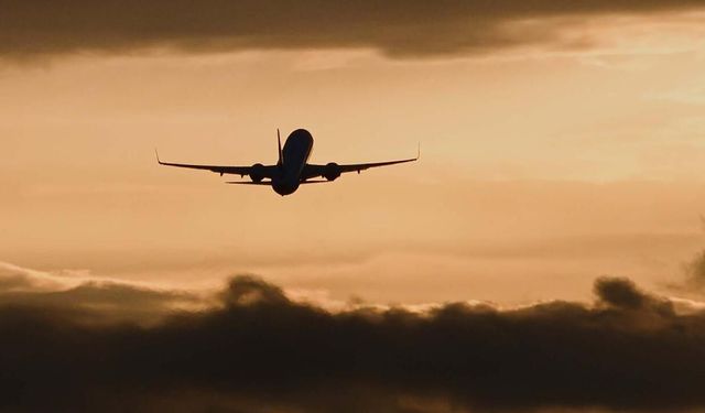 Şam Havalimanı’nda uçuşlar güvenlik gerekçesiyle askıya alındı