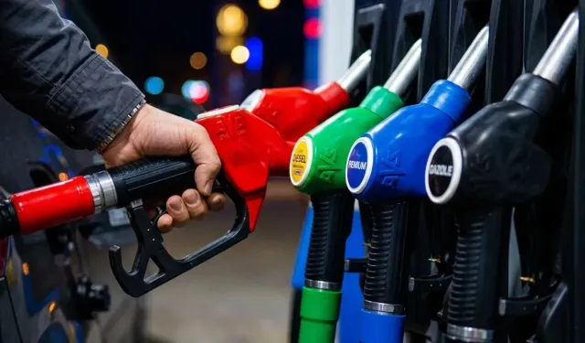 Akaryakıta zam kapıda: Motorin ve benzin fiyatları için yeni beklenti