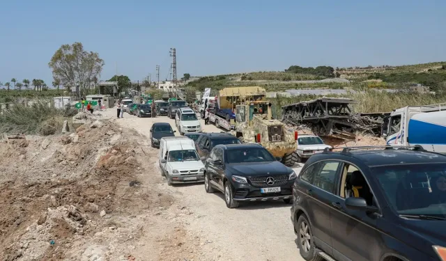 Lübnanlılar güneydeki evlerine dönüyor