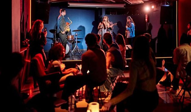 İş adamının kabus gecesi: Barda tanışıp evine götürdü! Kapı çalınca...