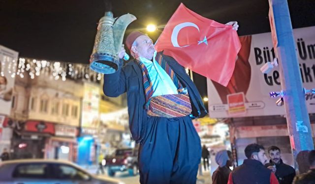 Sınırın sıfır noktasında Dünya Kupası coşkusu