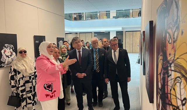 "What's In My Head" sergisi sanatseverlerle buluştu