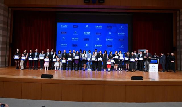 BUÜ’lü akademisyene "Bilim Akademisi 2026" ödülü