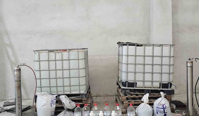 Adana'da sahte alkol operasyonu: 1 ton etil alkol ele geçirildi