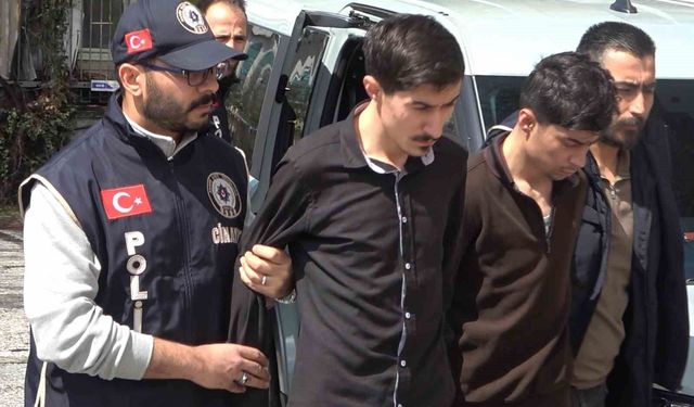 Babalarını katleden iki kardeş tutuklandı