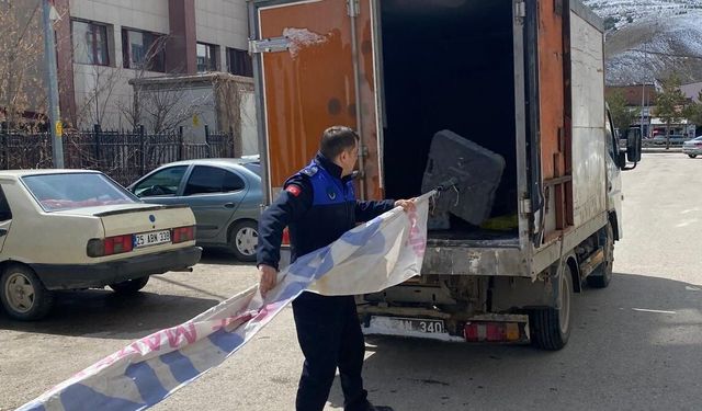 Bayburt'ta kaldırım işgallerine yönelik denetimler sürüyor